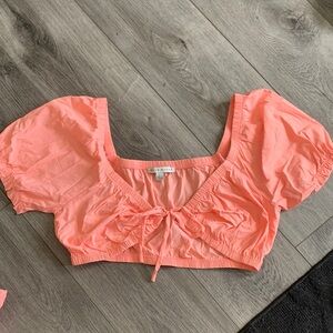 Haute monde coral crop top L